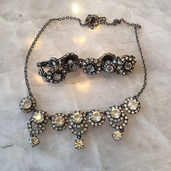 RHINESTONE AND Antique Looking Necklace & Bracelet - Picture 1 of 9